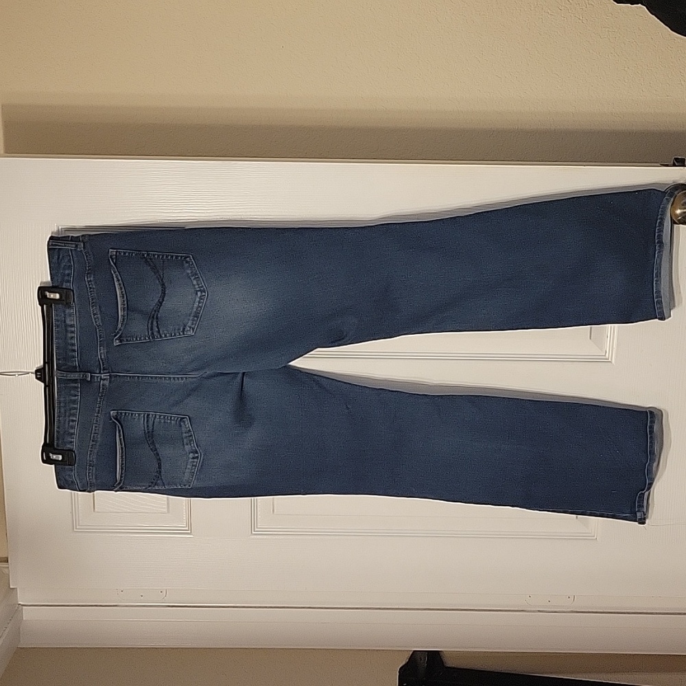 Jeans - Picture 2 of 3